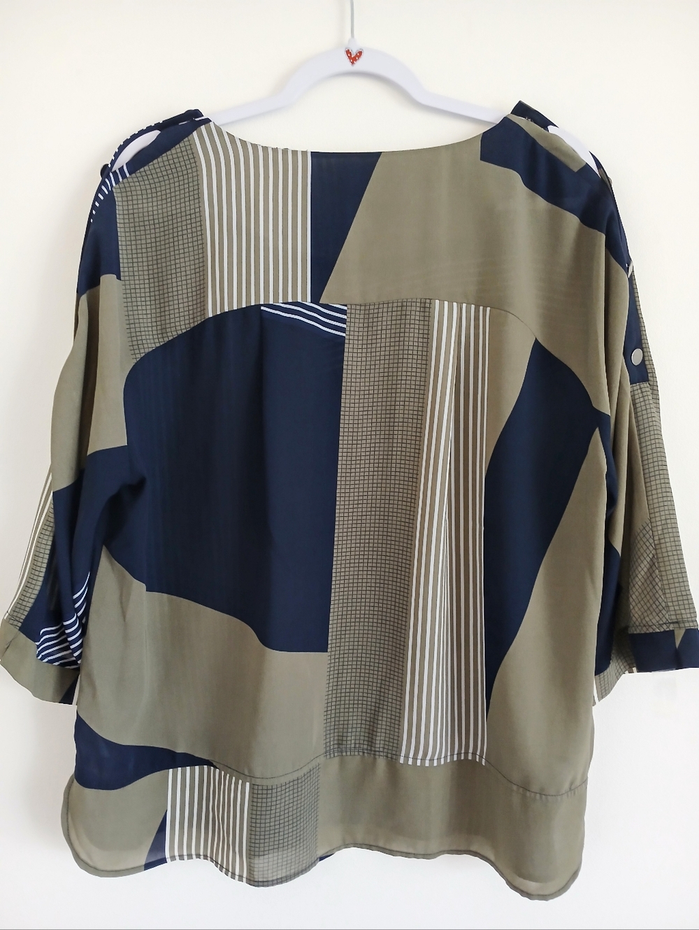 CLEO  Sage Green and Navy  Blouse Shoulder Buttons Sz XL - Picture 3 of 14